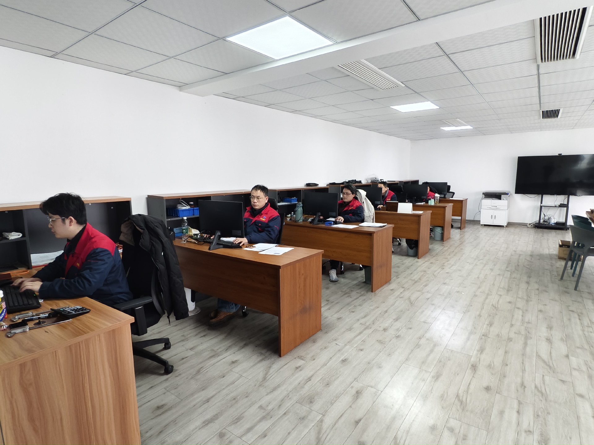 3 2樓辦公設計區.jpg